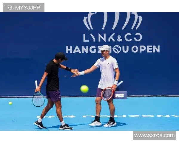 赛后分析:杭州网球队与重庆网球队速度对比及战术解析 赛后分析:杭州网球队与重庆网球队速度对比及战术解析