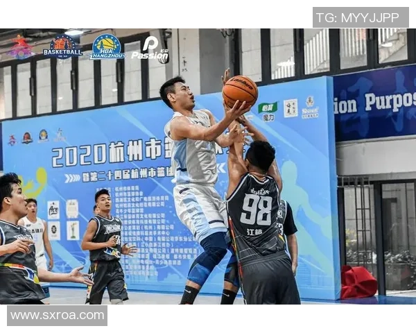 重庆篮球队与上海篮球队赛后分析灵活性表现及战术调整探讨 重庆篮球队与上海篮球队赛后分析灵活性表现及战术调整探讨