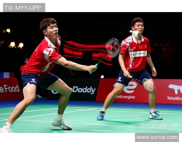 重庆羽毛球队在精英赛中的节奏表现分析与战术探讨 重庆羽毛球队在精英赛中的节奏表现分析与战术探讨