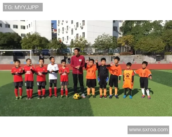 黄敏专访：从球场新星到篮球传奇的成长之路回顾