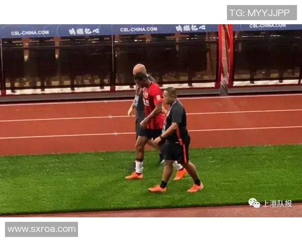 重庆羽毛球队边路渗透战术解析及其在比赛中的应用效果分析 重庆羽毛球队边路渗透战术解析及其在比赛中的应用效果分析