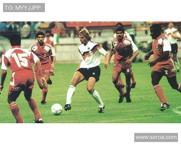 南京羽毛球队在世界杯中的战术表现分析与点评